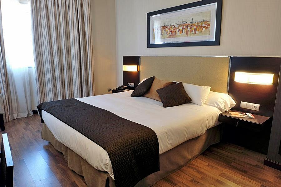 Hotel Asset Torrejon Torrejon de Ardoz Ngoại thất bức ảnh